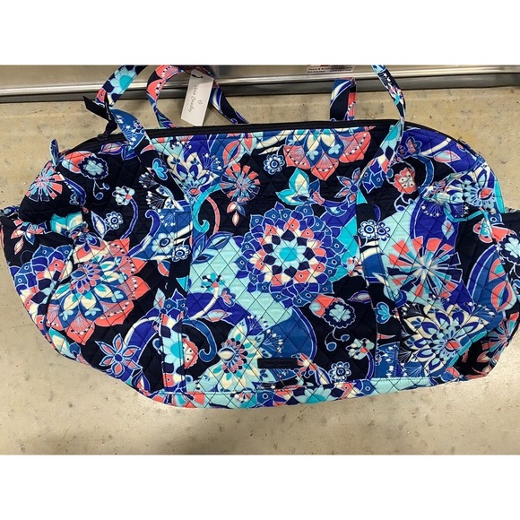 Vera Bradley Travel Cotton large Duffel Bag -  LOTUS FLOWER SWIRL RETIRED NWT - Picture 1 of 5